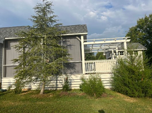 Four Seasons Roofing and Exteriors