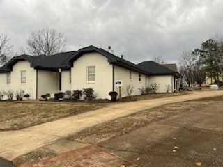 Four Seasons Roofing and Exteriors