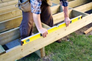 3 Reasons to Use Professional Deck Installation Services